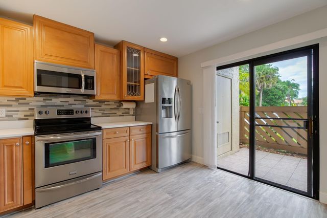 12989 Odessa Trail 6, Wellington, FL 33414