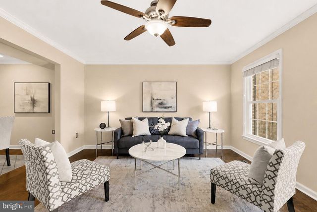 8221 DOCTOR CRAIK CT, Alexandria, VA 22306