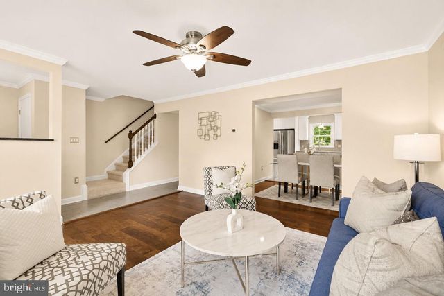 8221 DOCTOR CRAIK CT, Alexandria, VA 22306
