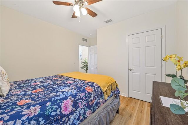 216 SW 29th ST, Cape Coral, FL 33914