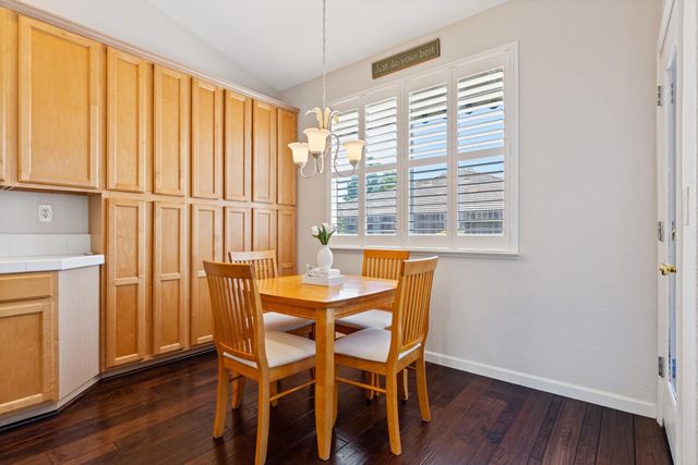 3264 Rock Creek Way, Roseville, CA 95747