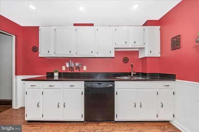 24 E 8TH ST, Frederick, MD 21701