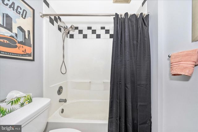 24 E 8TH ST, Frederick, MD 21701