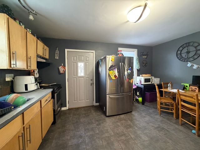 510 12th Avenue, Sterling, IL 61081