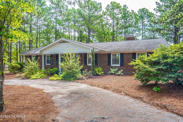 635 Pee Dee Road, Southern Pines, NC 28387
