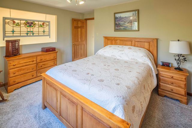 81 Deer Ridge Drive, Barrington, NH 03825