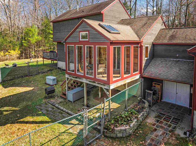 81 Deer Ridge Drive, Barrington, NH 03825