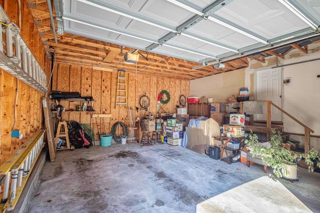 81 Deer Ridge Drive, Barrington, NH 03825