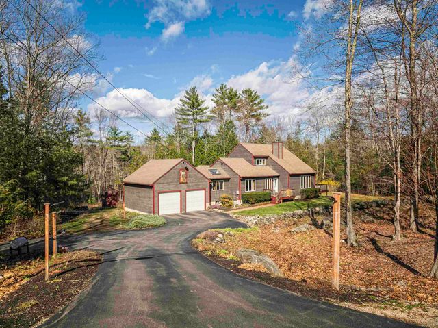 81 Deer Ridge Drive, Barrington, NH 03825