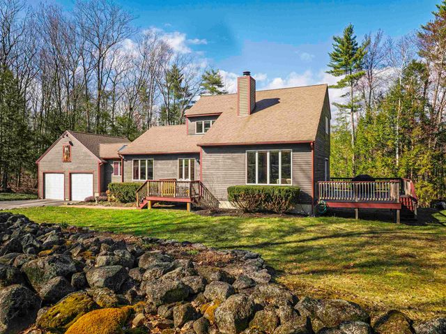 81 Deer Ridge Drive, Barrington, NH 03825