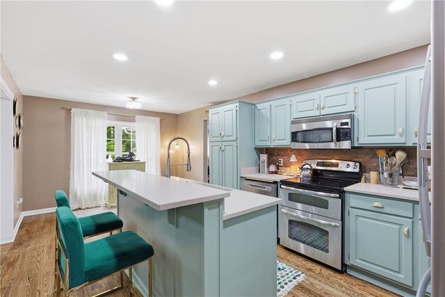 509 Horseshoe Drive, Seneca, SC 29678