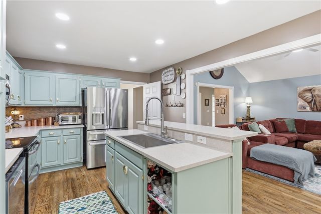 509 Horseshoe Drive, Seneca, SC 29678