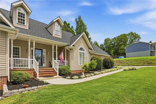 509 Horseshoe Drive, Seneca, SC 29678