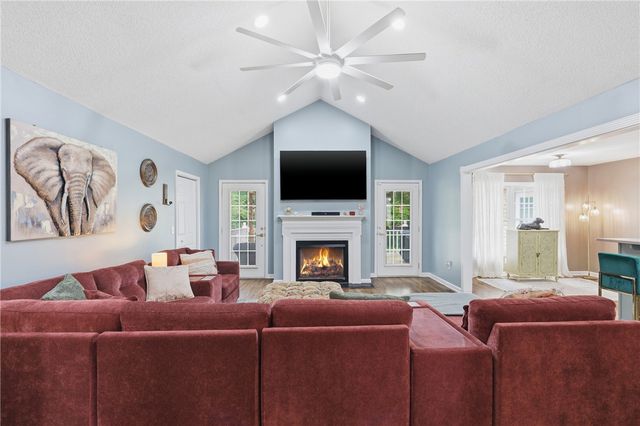 509 Horseshoe Drive, Seneca, SC 29678