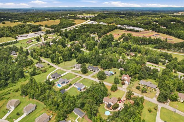 509 Horseshoe Drive, Seneca, SC 29678
