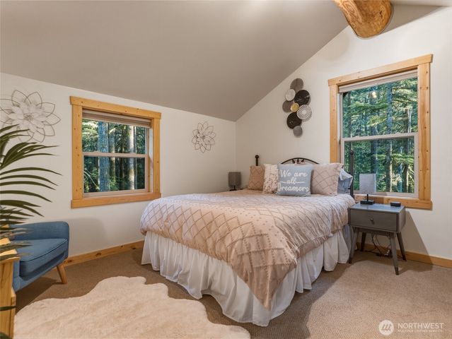 7482 Miller Way, Deming, WA 98244