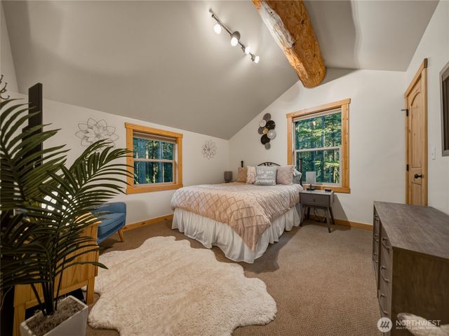 7482 Miller Way, Deming, WA 98244