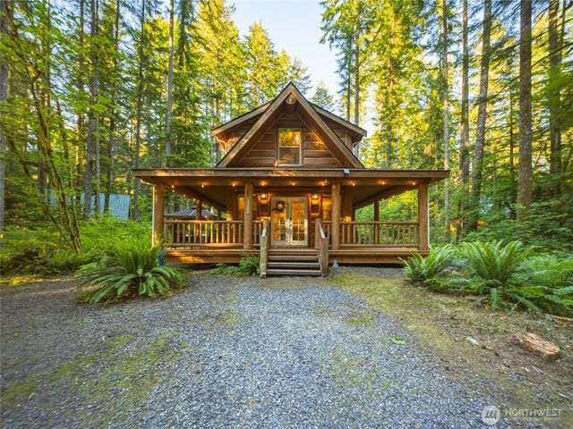 7482 Miller Way, Deming, WA 98244