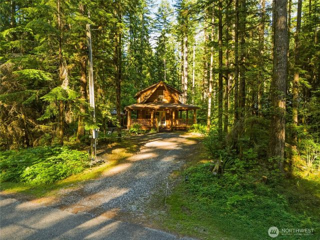 7482 Miller Way, Deming, WA 98244