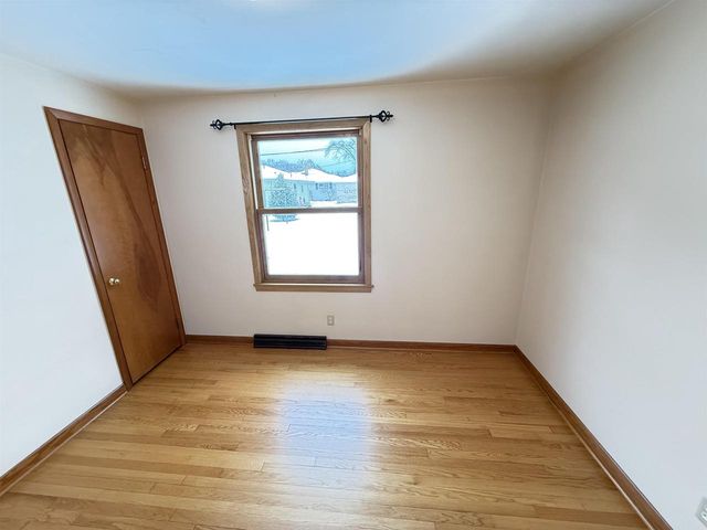 1406 HENRY STREET, Neenah, WI 54956