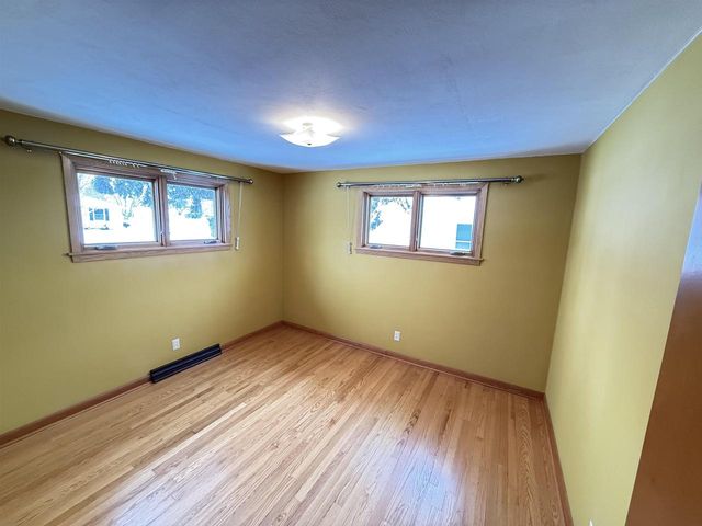 1406 HENRY STREET, Neenah, WI 54956