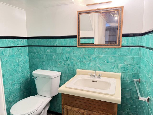 1406 HENRY STREET, Neenah, WI 54956