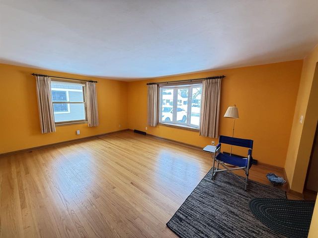 1406 HENRY STREET, Neenah, WI 54956