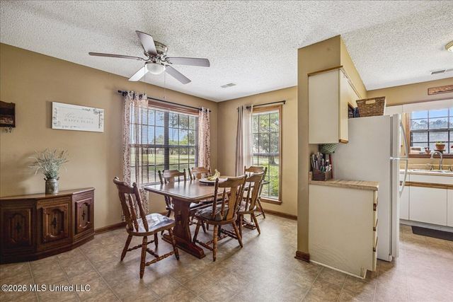 1570 Yorkhaven Drive, Horn Lake, MS 38637