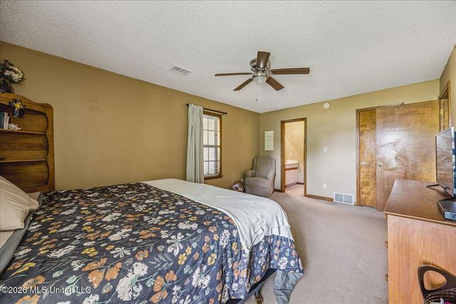 1570 Yorkhaven Drive, Horn Lake, MS 38637