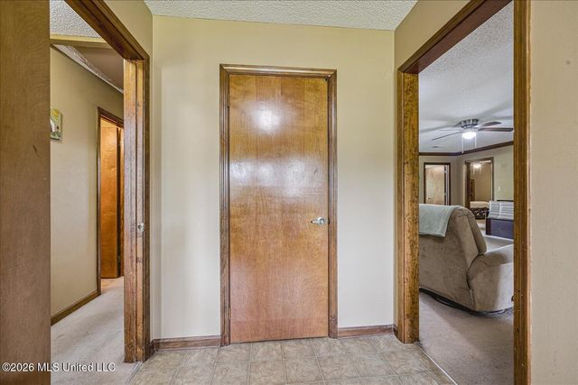 1570 Yorkhaven Drive, Horn Lake, MS 38637
