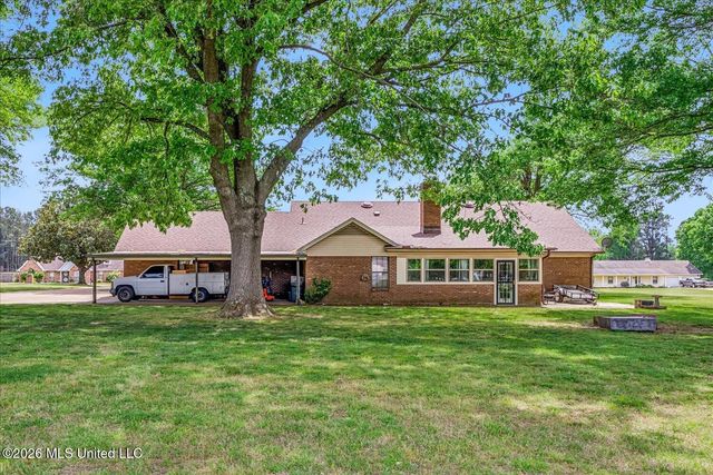 1570 Yorkhaven Drive, Horn Lake, MS 38637