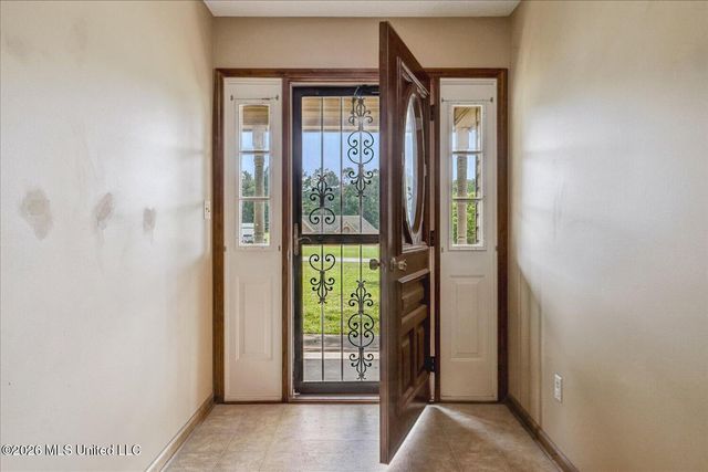 1570 Yorkhaven Drive, Horn Lake, MS 38637