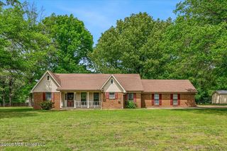 1570 Yorkhaven Drive, Horn Lake, MS 38637