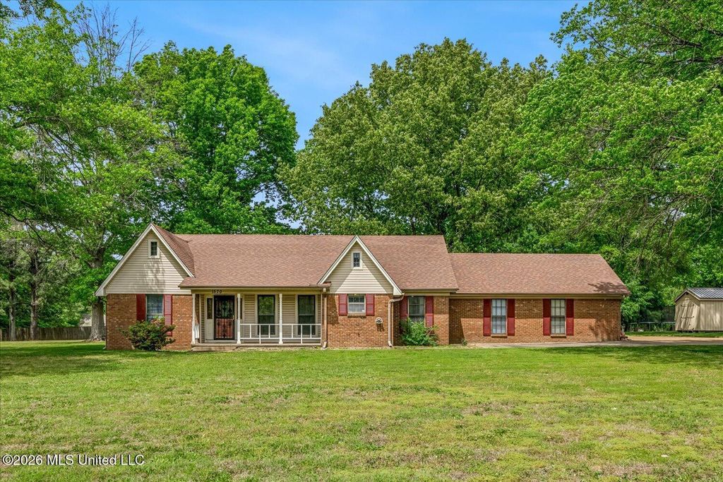 1570 Yorkhaven Drive, Horn Lake, MS 38637