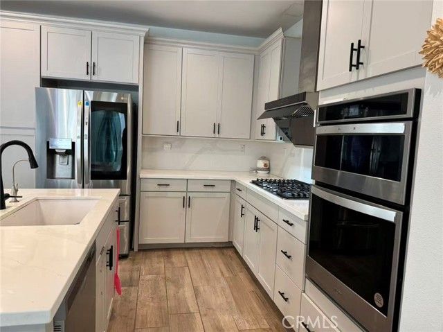 7579 Botany, Chino, CA 91708