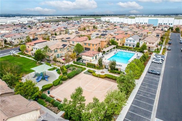 7579 Botany, Chino, CA 91708