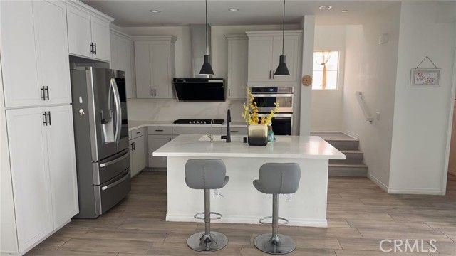 7579 Botany, Chino, CA 91708