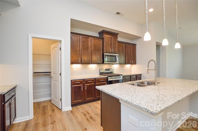 563 Rustlewood Way, Rock Hill, SC 29732