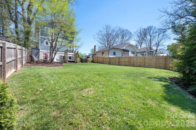 620 Brookshire Street, Asheville, NC 28803