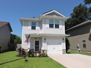 8845 Smiley Ct, Pensacola, FL 32514