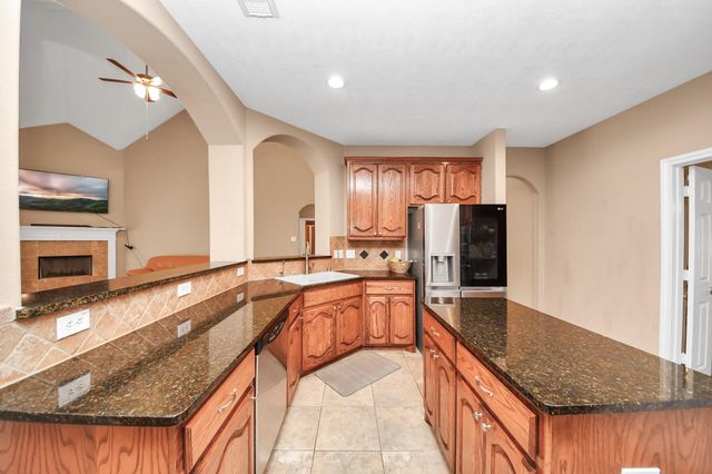 706 River Delta Lane, Rosenberg, TX 77469