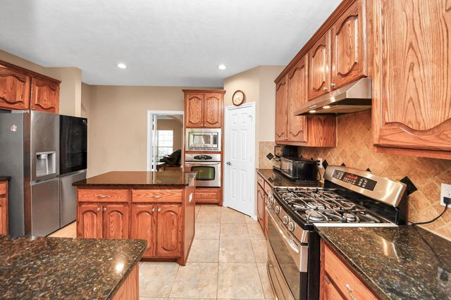 706 River Delta Lane, Rosenberg, TX 77469