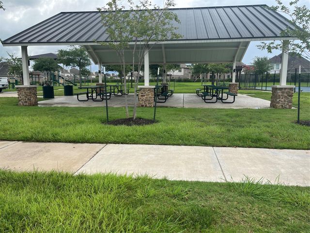 706 River Delta Lane, Rosenberg, TX 77469