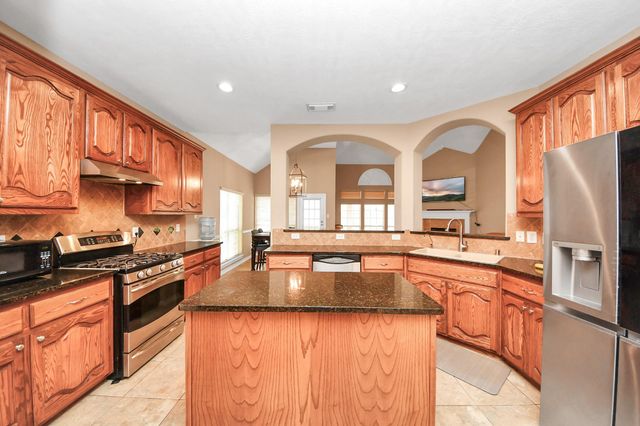 706 River Delta Lane, Rosenberg, TX 77469