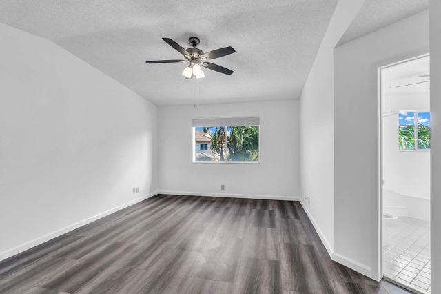 6813 VIA REGINA, Boca Raton, FL 33433