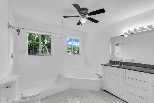 6813 VIA REGINA, Boca Raton, FL 33433