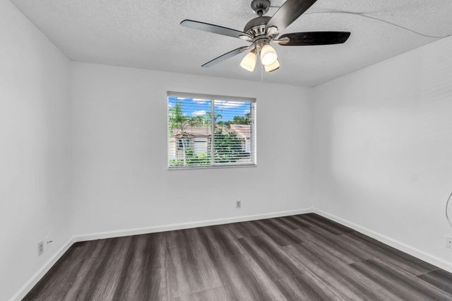 6813 VIA REGINA, Boca Raton, FL 33433