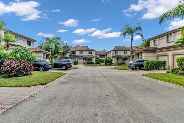 6813 VIA REGINA, Boca Raton, FL 33433