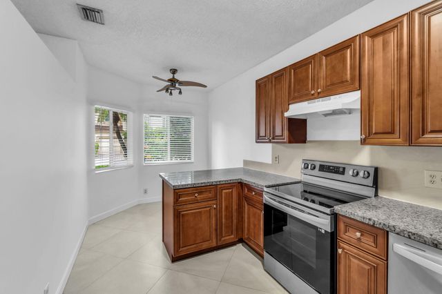 6813 VIA REGINA, Boca Raton, FL 33433
