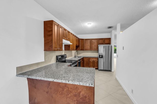 6813 VIA REGINA, Boca Raton, FL 33433